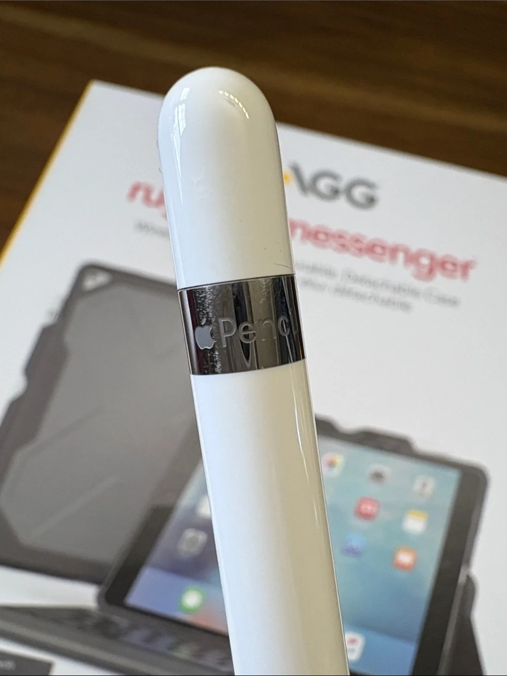 Apple Pencil & ZAGG Rugged Messenger for iPad Pro 10.5